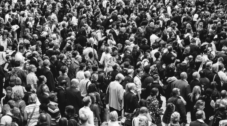 a crowd of people