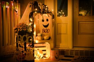 a front porch decorated for Halloween
