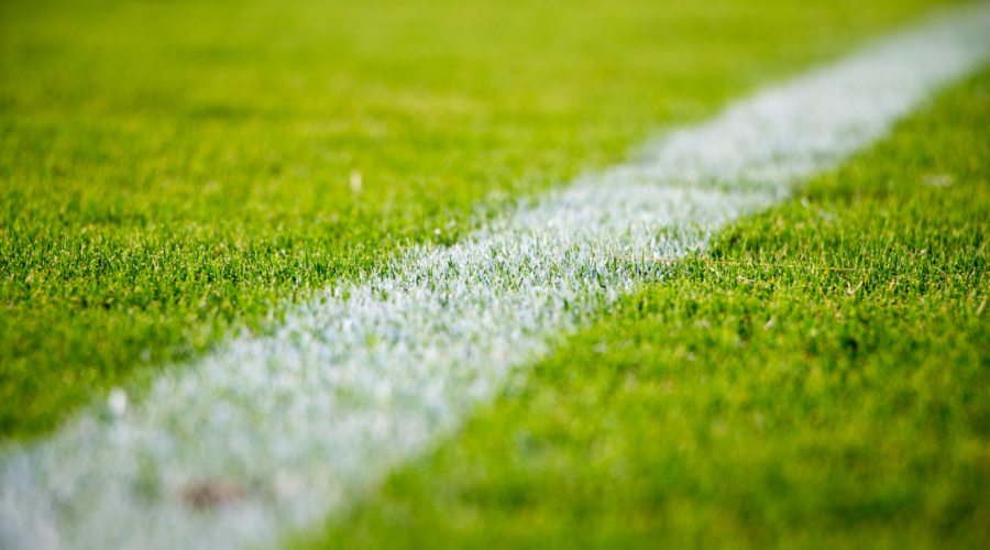 a photo of a line on a football field